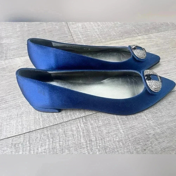 Stuart Weitzman Jewel Midnight Satin Slip On Pointy Toe Flats Like New Size 8.5 - Picture 2 of 6